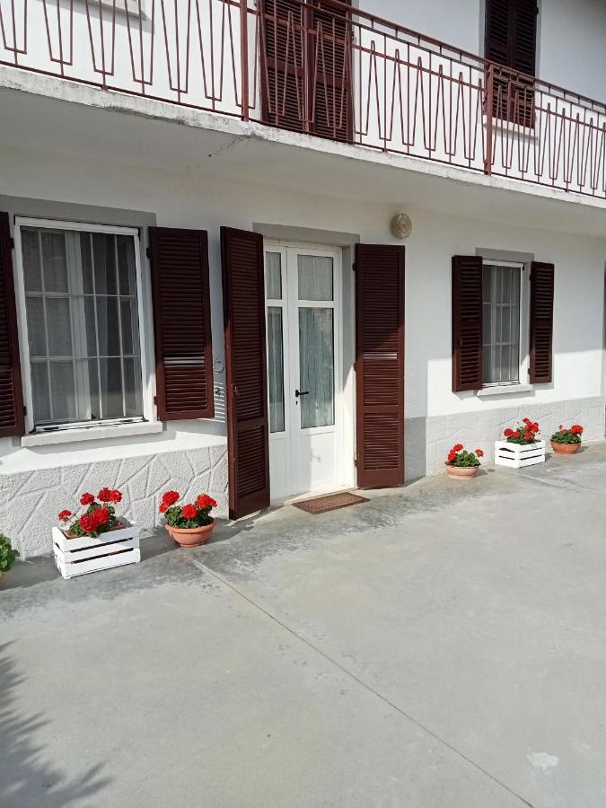 Casa Bruna San Martino Alfieri ภายนอก รูปภาพ